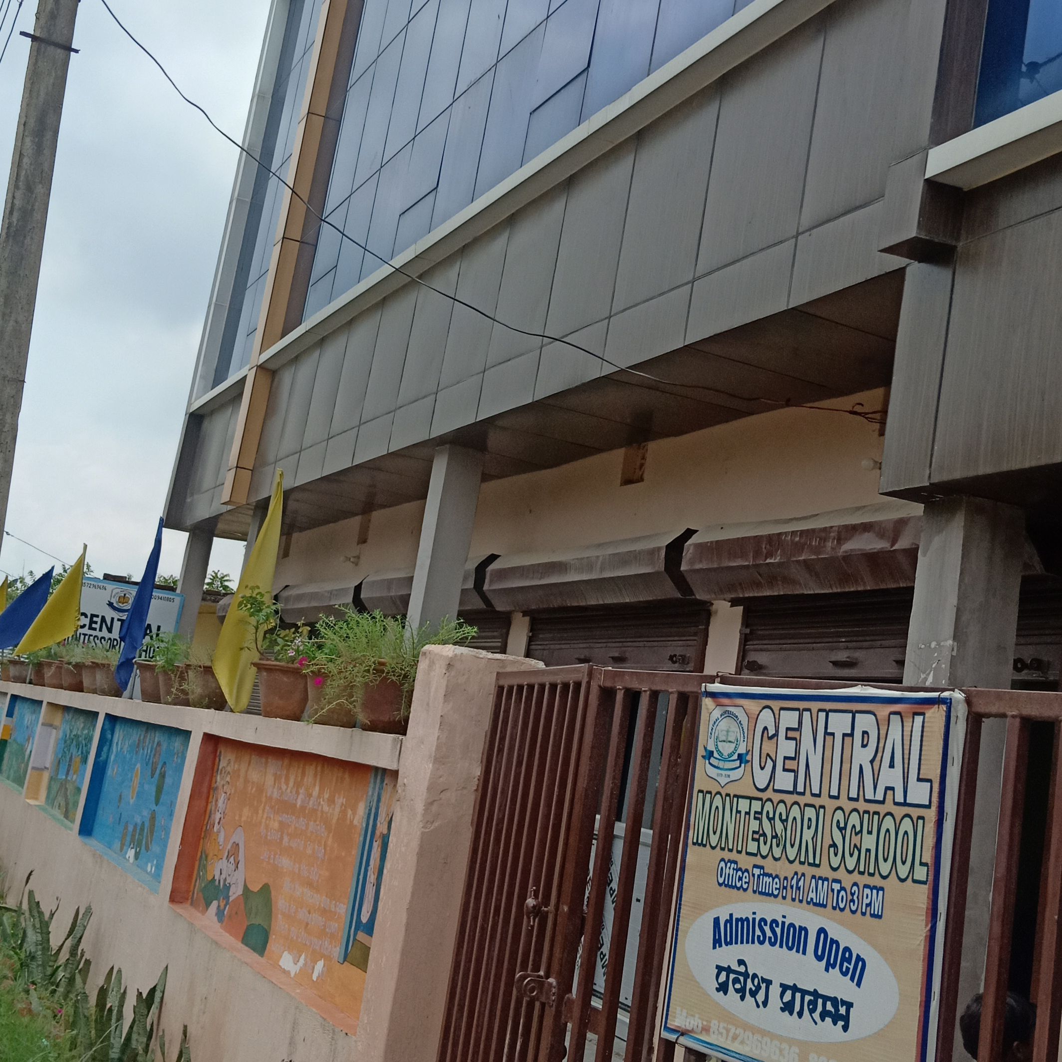 Central Montessori School, Jagdishpur Bhaluwaan, New Crossing, Gorakhpur, Uttar Pradesh YAYSKOOL Central Montessori School, Jagdishpur Bhaluwaan, New Crossing, Gorakhpur, Uttar Pradesh YAYSKOOL