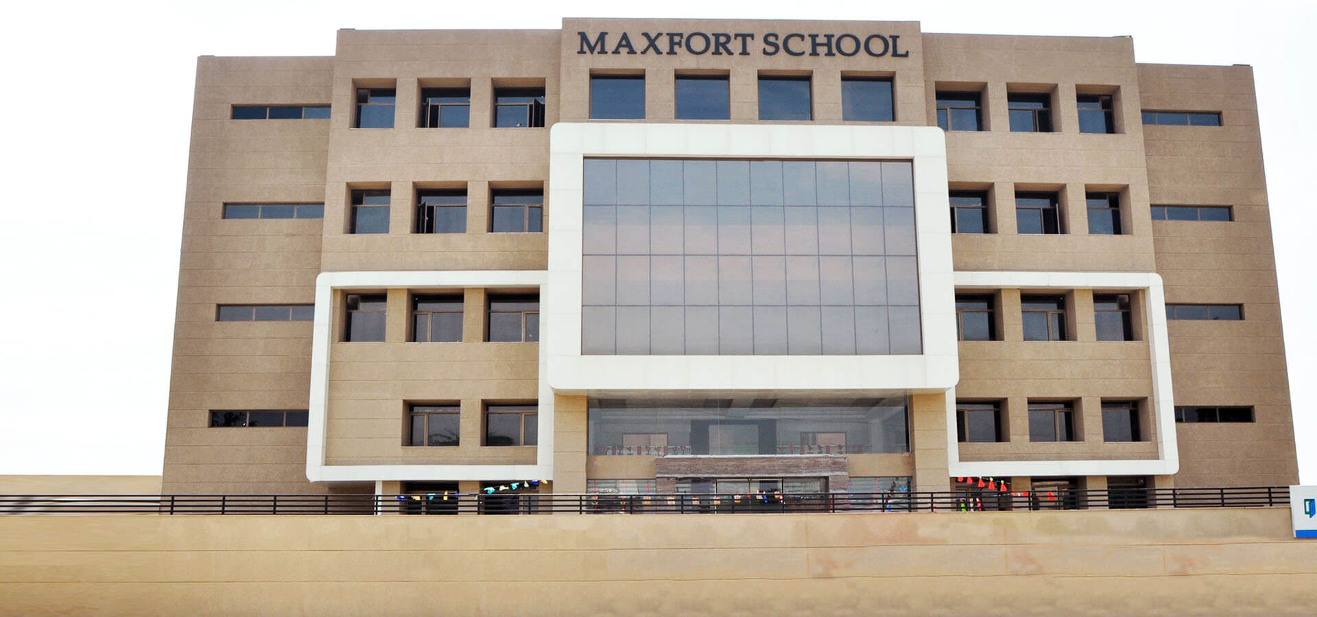 Maxfort School, Guru Harkishan Nagar, Paschim Vihar, New Delhi 110087